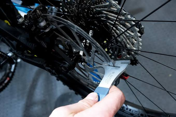 How to Align a Bent Bike Brake Rotor: A Step-by-Step Guide to Stop Disc Brake Rubbing